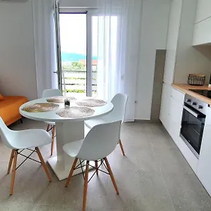  Apartment Pavlovic