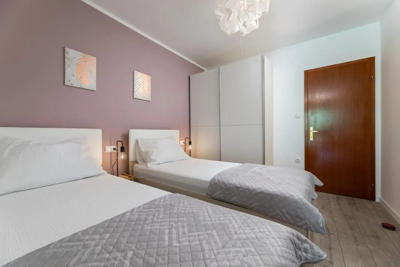 Apartments Vjeko Krk Town 0*,  Croatia